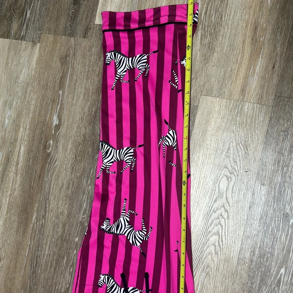 Room Service 2PC Womens Pajama Set Pink Zebra Small Lounge Sleepwear Soft Cozy - Picture 4 of 14